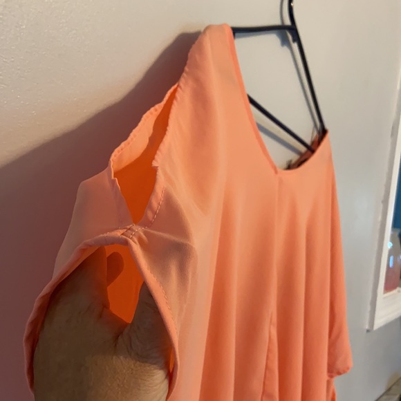 Split sleeve v neck blouse - Picture 2 of 3